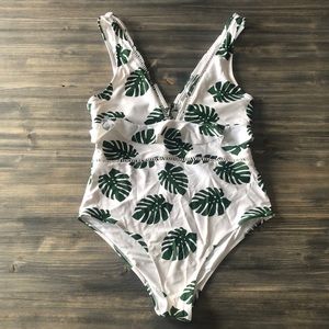 Palm Print Deep V One Piece Swinsuit with Ruffles